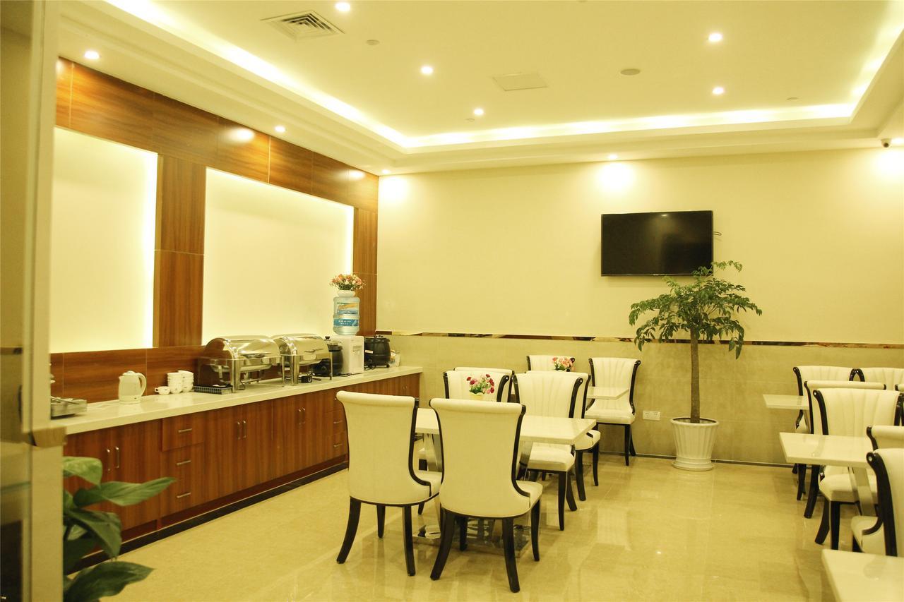 Greentree Inn Zhengzhou Xinzheng City Longhu Town Xiangyun Road Express Hotel Dış mekan fotoğraf