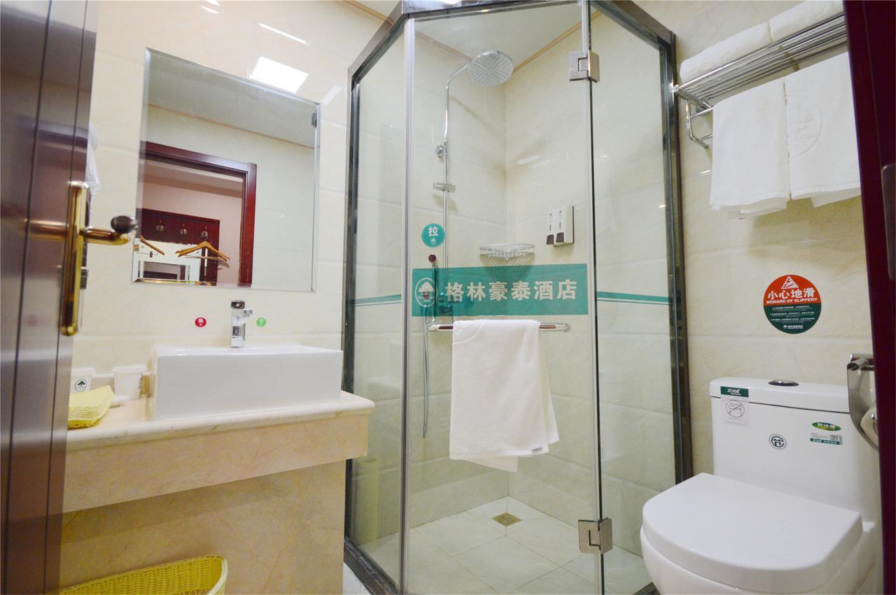 Greentree Inn Zhengzhou Xinzheng City Longhu Town Xiangyun Road Express Hotel Dış mekan fotoğraf