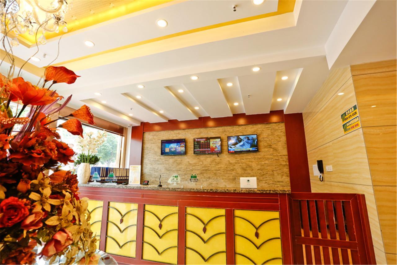 Greentree Inn Zhengzhou Xinzheng City Longhu Town Xiangyun Road Express Hotel Dış mekan fotoğraf